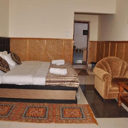 Himalaya Mount View Resort Uttarakhand Kausani Bagian luar foto