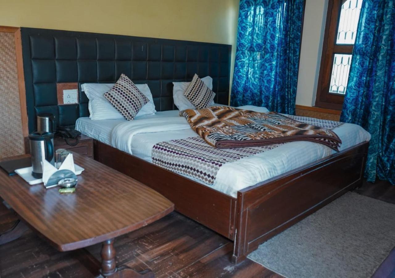 Himalaya Mount View Resort Uttarakhand Kausani Bagian luar foto